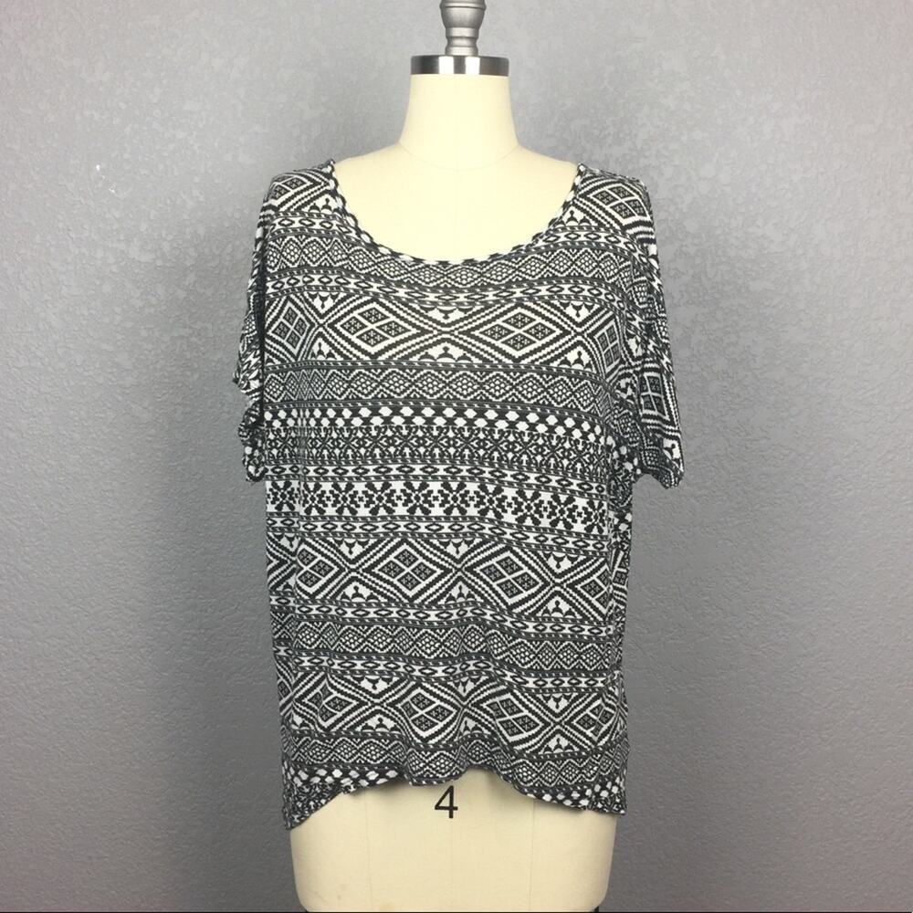 Black & White Tribal Print Top